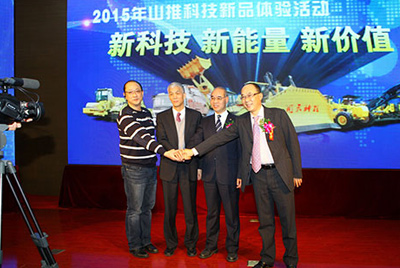 以“新科技、、新能量、、新价值”为主题的2015金沙9159游乐场科技新品体验活动在公司总部拉开帷幕。