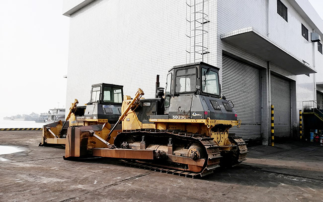 2006111e5d7244d4b0d74d3607bfcd85