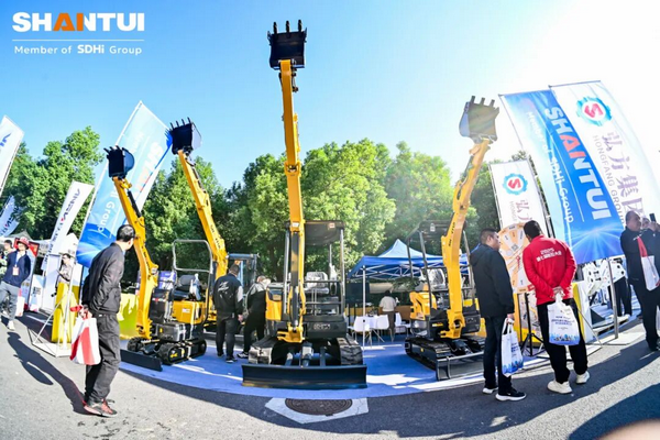 22bfa8e7547147748cd77875d81328af